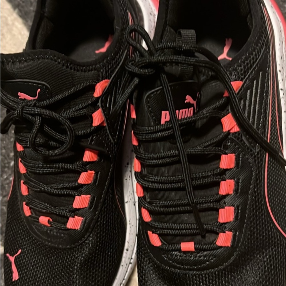 Puma Black Sneakers with Pink Highlights
